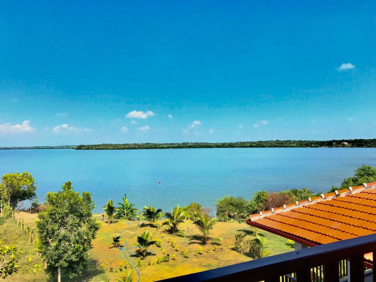 Ashansa Lagoon Resort Тангале Екстериор снимка