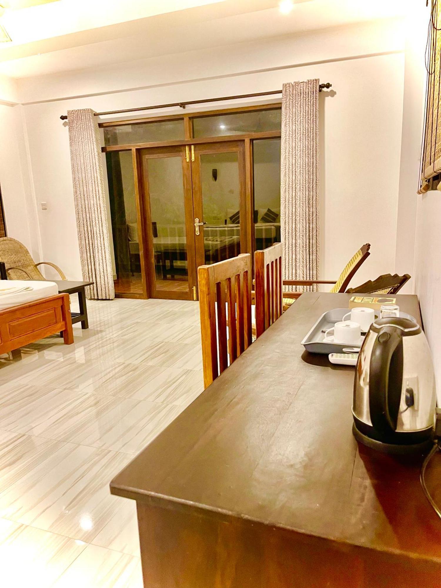 Ashansa Lagoon Resort Тангале Екстериор снимка
