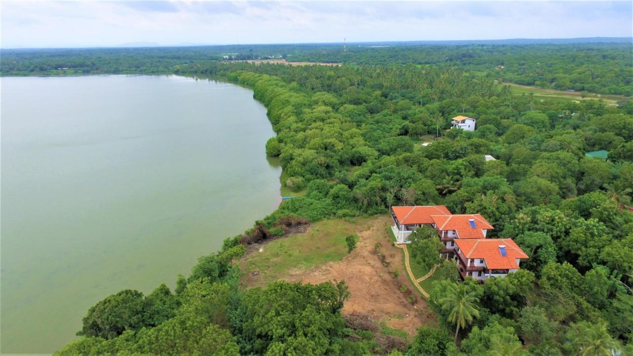 Ashansa Lagoon Resort Тангале Екстериор снимка